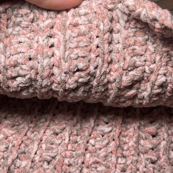 HANDMADE HAND KNITTED CROCHET Beanie Toboggan Winter Hat Warm Soft Stretch - Picture 6 of 6